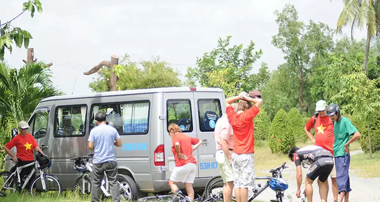 Amazing Biking Vietnam & Cambodia3