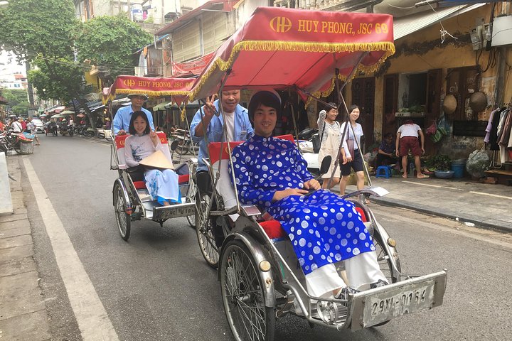 Hanoi City Tour with 1-Hour Cyclo Experience6