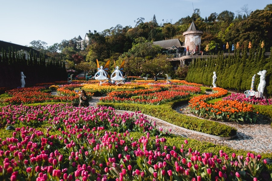 Ba Na Hills – Discover Golden Bridge8