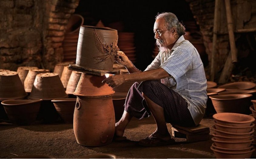 Bat Trang Pottery Village Scooter Tour4