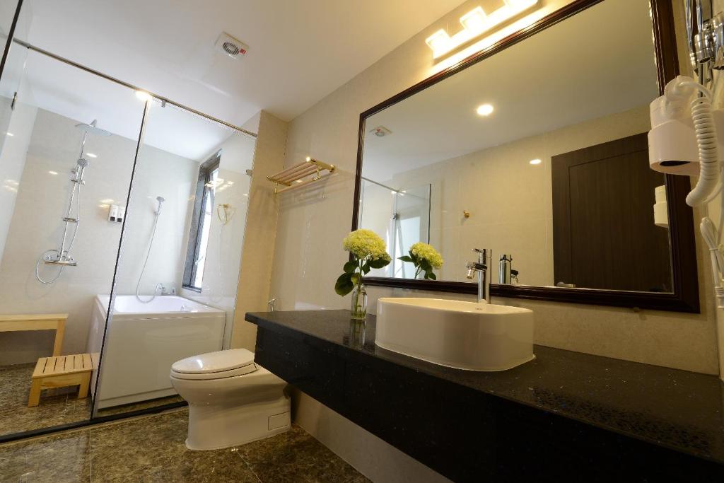 Hanoi Emerald Waters Hotels12