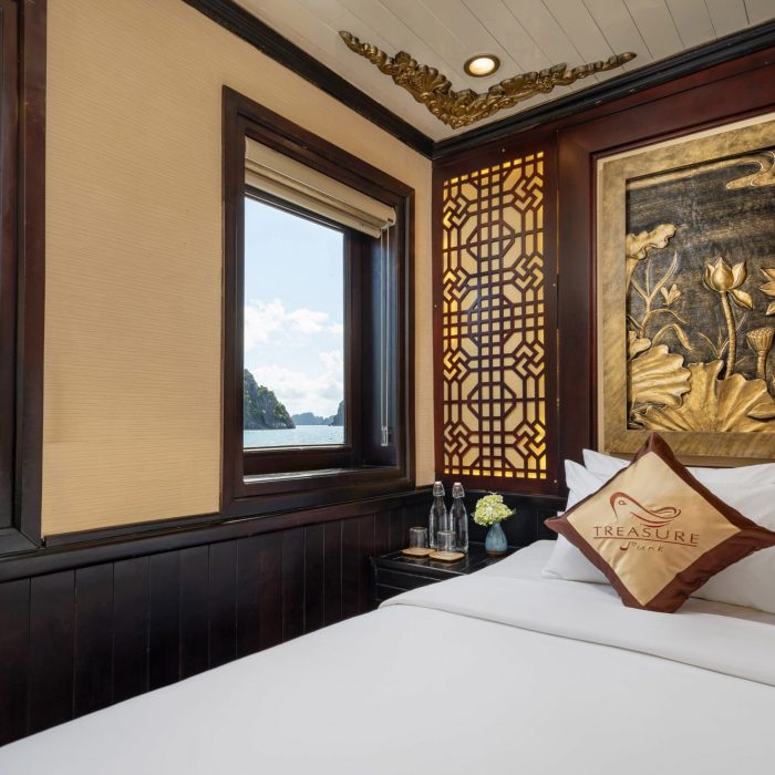 Treasure Junk 3D2N Bai Tu Long Bay5