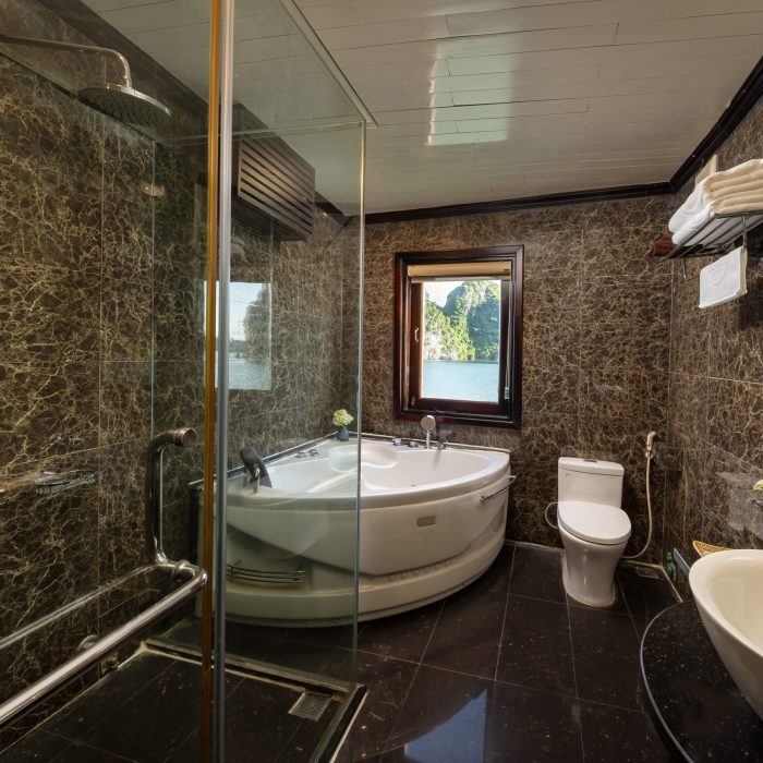 Treasure Junk 3D2N Bai Tu Long Bay15