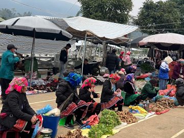 San Thang Market – A Unique Cultural Feature