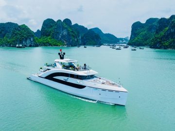 Saquila Halong Day Yatch