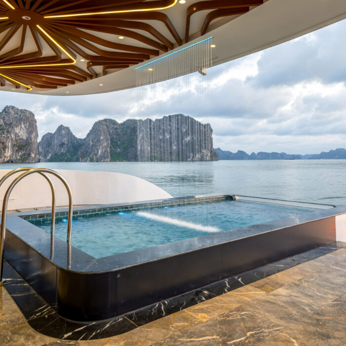 Leona Halong Bay Day Cruises14