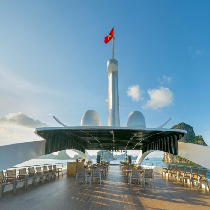 Leona Halong Bay Day Cruises12