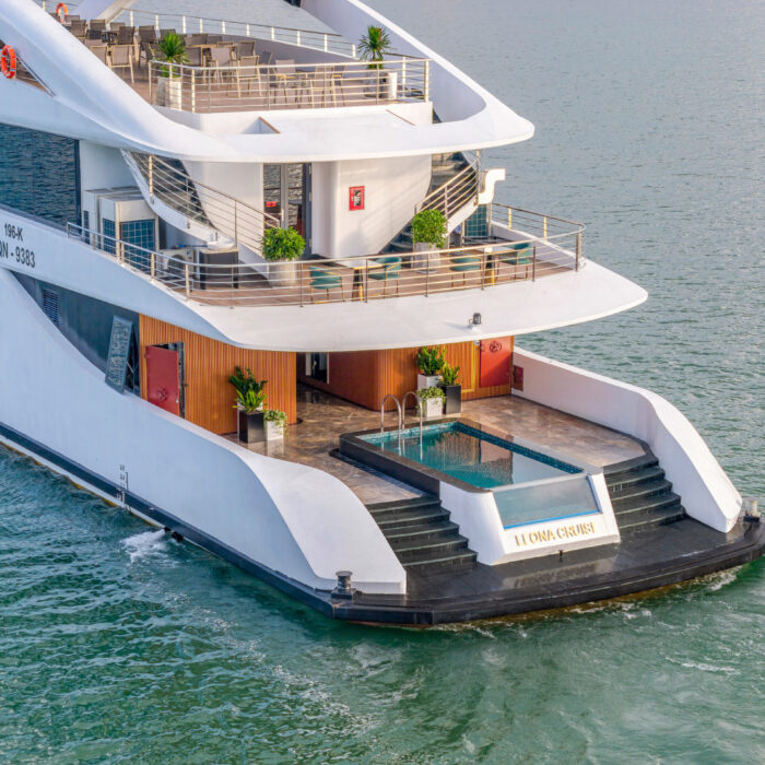Leona Halong Bay Day Cruises3