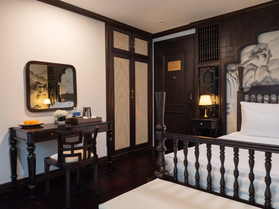 Venus Halong Cruises 3D2N Lan Ha Bay
