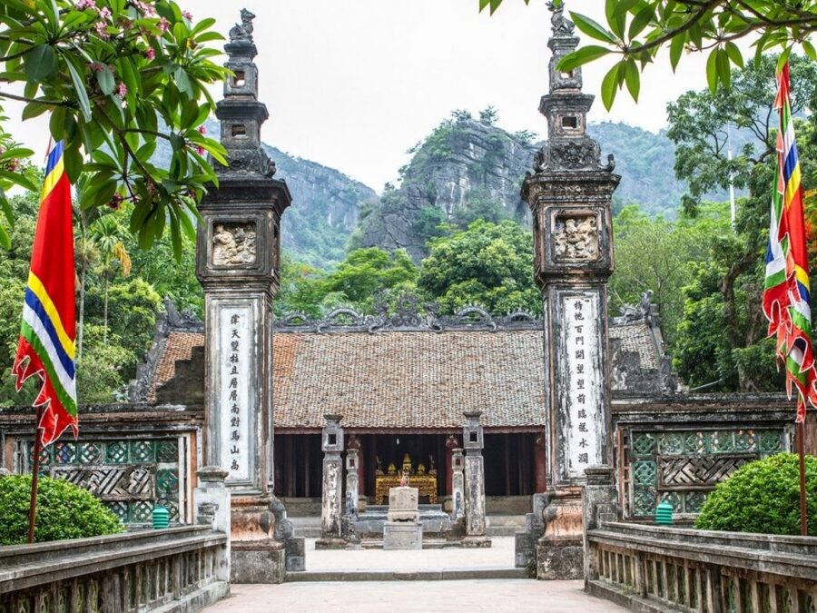 Hoa Lu – Trang An Boating – Mua Cave