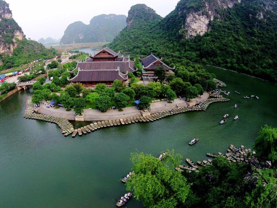 Hoa Lu – Trang An Boating – Mua Cave