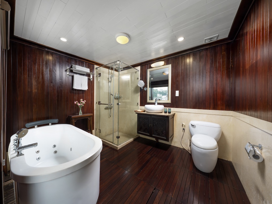 Garden Peak Cruises 2D1N Bai Tu Long Bay