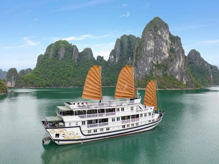 Garden Peak Cruises 2D1N Bai Tu Long Bay