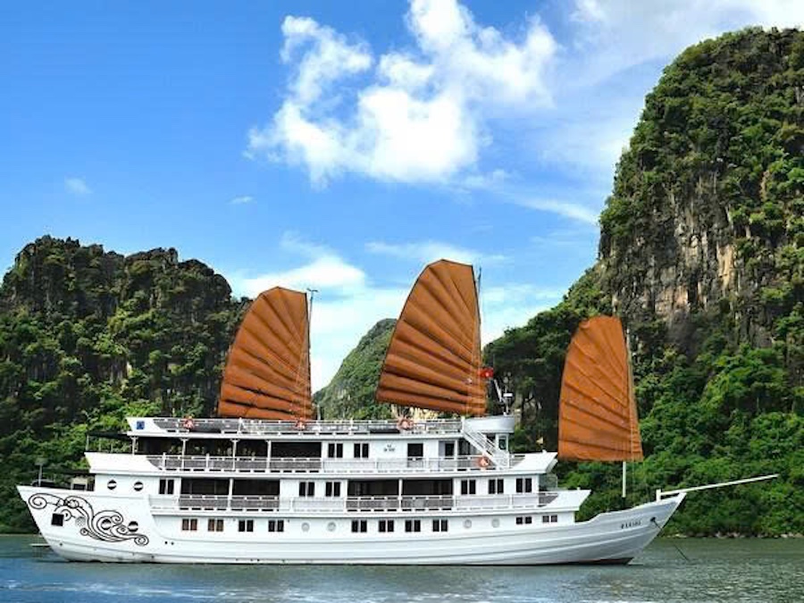 Garden Peak Cruises 2D1N Bai Tu Long Bay